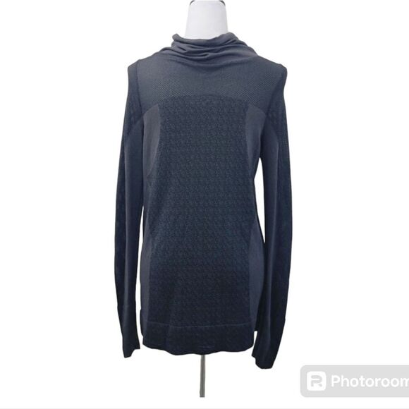 UNDER ARMOUR THREADBORNE SEAMLESS LAYER VANISH LONG SLEEVE THUMBHOLES SIZE M - Picture 4 of 9